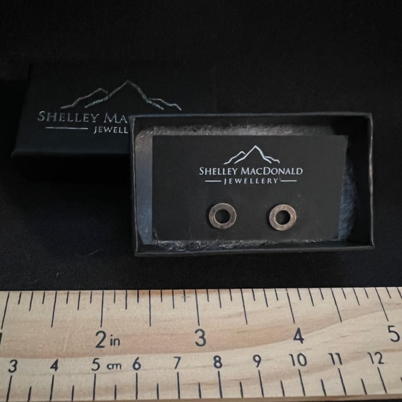 NEW! Small Silver Earrings - Picture 2 of 2